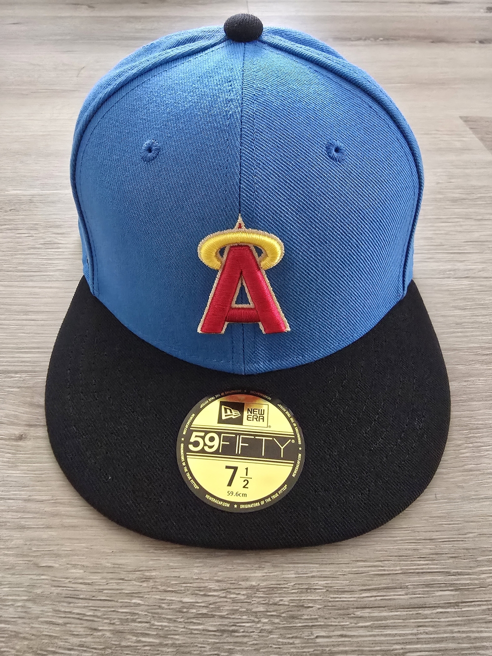 Mitchell & Ness Anaheim Angels Topps 1989 Baseball w/Pin Size 7 1/2 Brand New